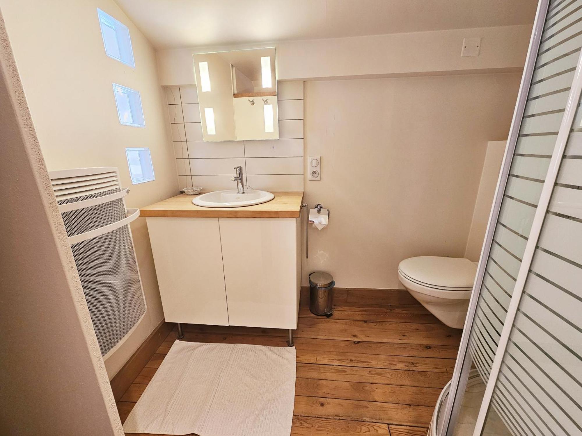 Quai 3 Loft Moderne Et Lumineux Les Pieds Dans L'Eau Apartment Jarnac Exterior photo